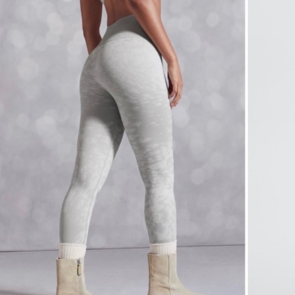 Fabletics Legging NWT